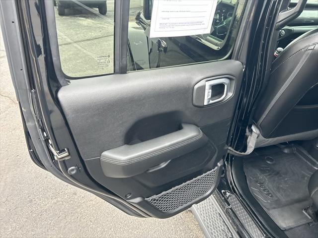 2021 Jeep Wrangler Unlimited Sahara Altitude 4x4