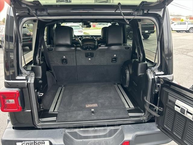 2021 Jeep Wrangler Unlimited Sahara Altitude 4x4