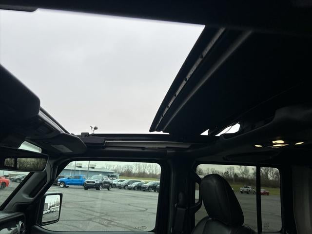 2021 Jeep Wrangler Unlimited Sahara Altitude 4x4