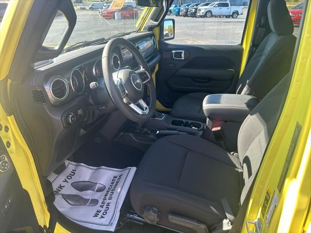 2023 Jeep Wrangler 4-Door Sahara 4x4