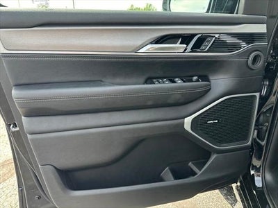 2024 Jeep Wagoneer Series II Carbide 4x4