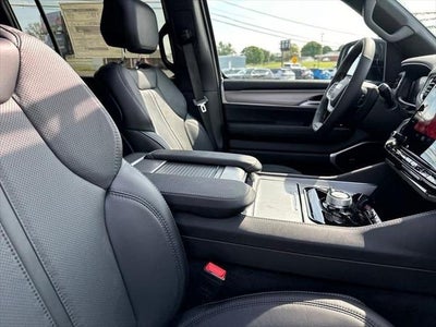 2024 Jeep Wagoneer Series II Carbide 4x4