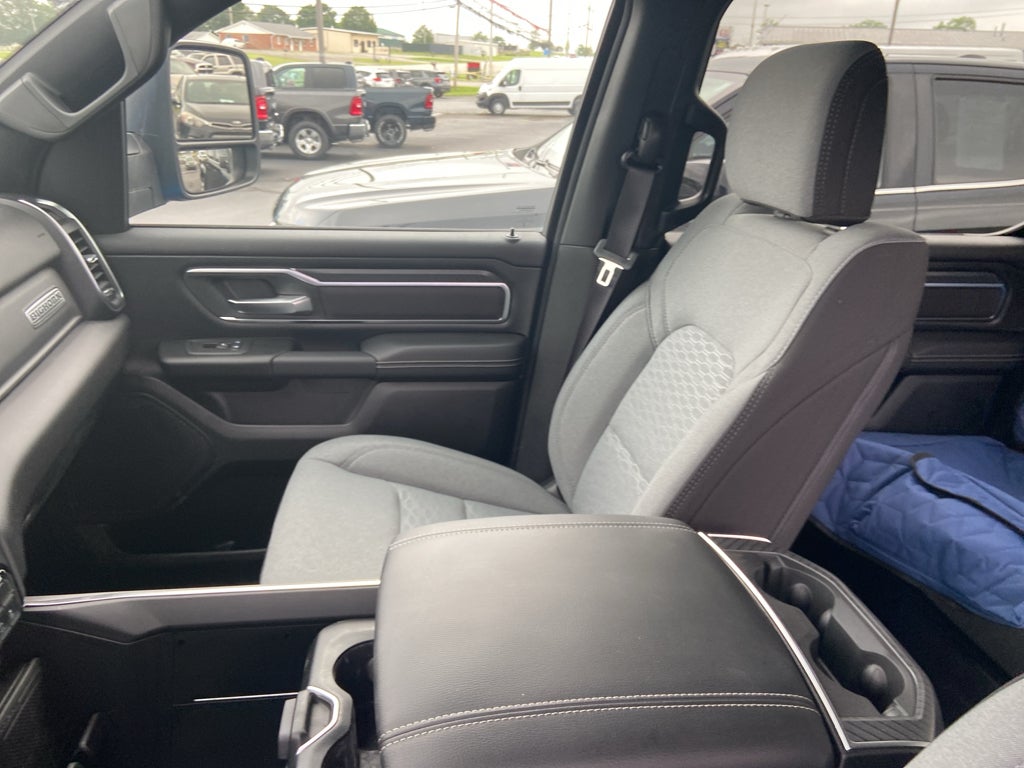 2025 RAM 1500 Big Horn Crew Cab 4x4 5'7' Box