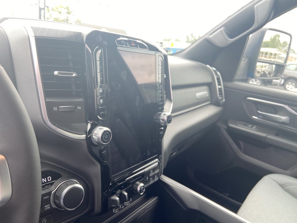 2025 RAM 1500 Big Horn Crew Cab 4x4 5'7' Box