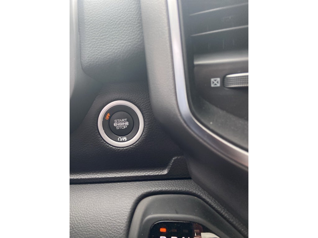 2025 RAM 1500 Big Horn Crew Cab 4x4 5'7' Box