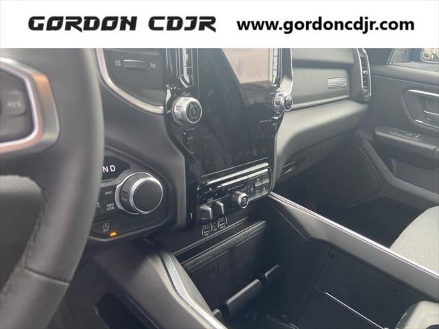 2025 RAM 1500 Big Horn Crew Cab 4x4 5'7' Box