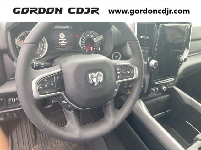 2025 RAM 1500 Big Horn Crew Cab 4x4 5'7' Box