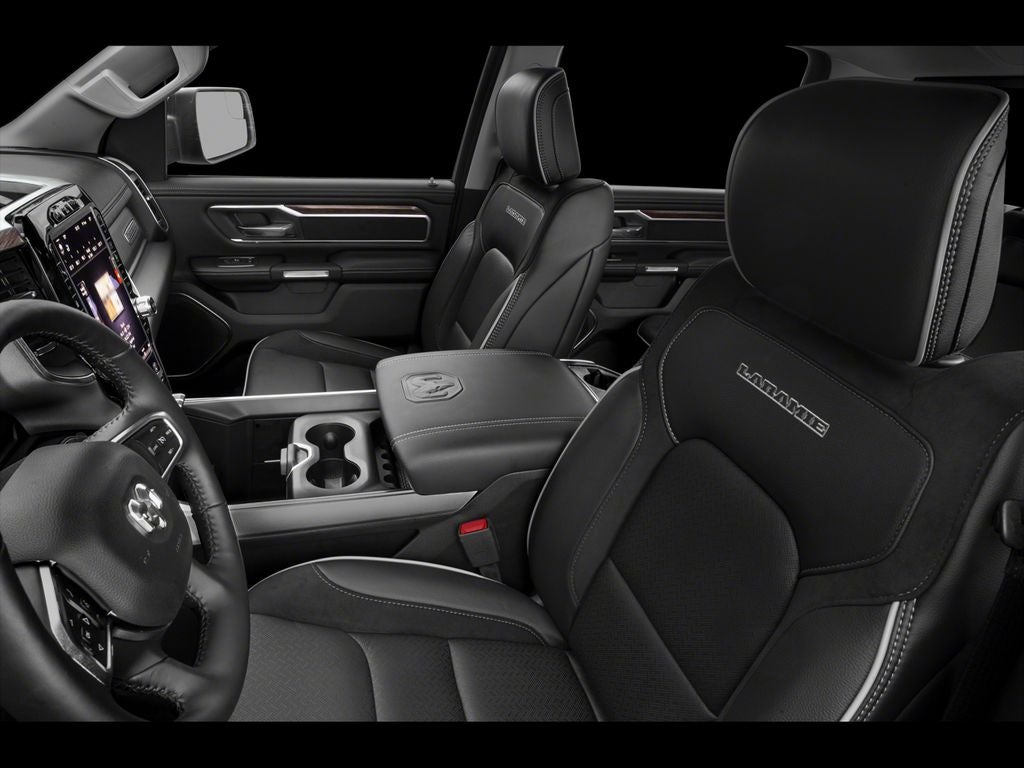 2020 RAM 1500 Laramie Crew Cab 4x4 5'7' Box