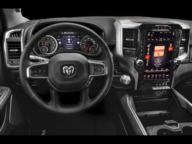 2020 RAM 1500 Laramie Crew Cab 4x4 5'7' Box