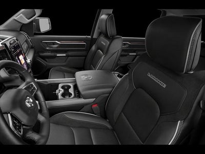 2020 RAM 1500 Laramie Crew Cab 4x4 5'7' Box