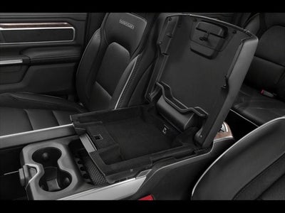 2020 RAM 1500 Laramie Crew Cab 4x4 5'7' Box