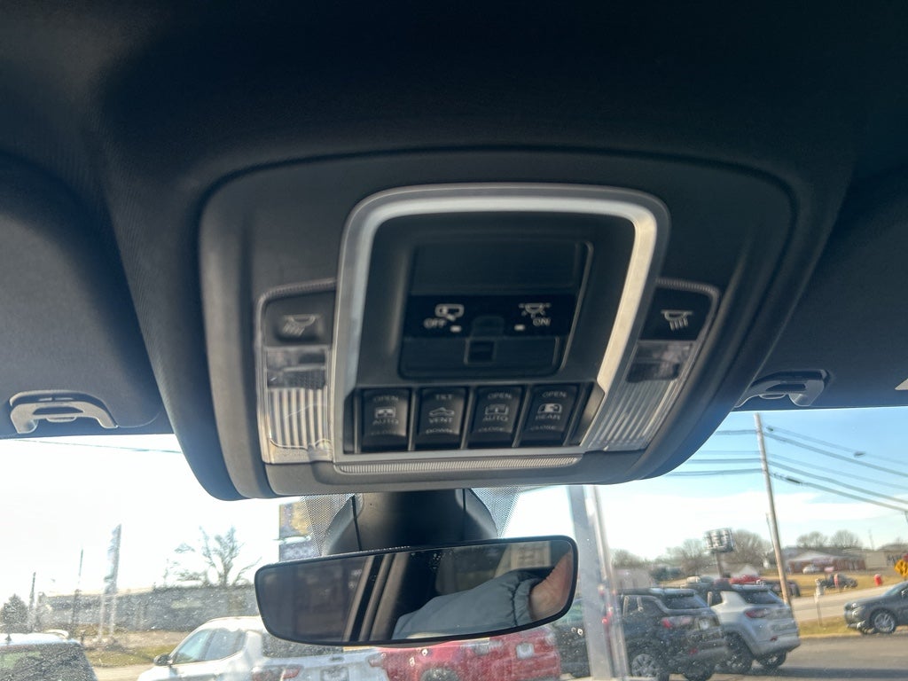 2020 RAM 1500 Rebel Crew Cab 4x4 5'7' Box