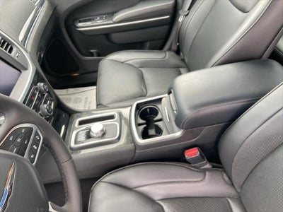 2023 Chrysler 300 Touring L AWD