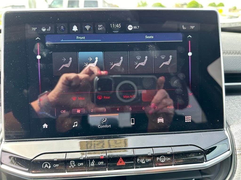 2024 Jeep Compass Latitude Lux FWD