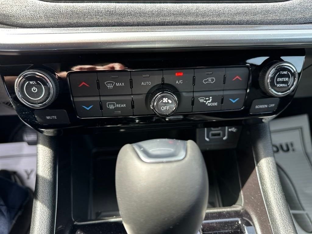 2024 Jeep Compass Latitude Lux FWD