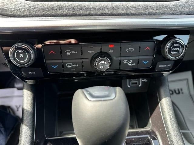 2024 Jeep Compass Latitude Lux FWD