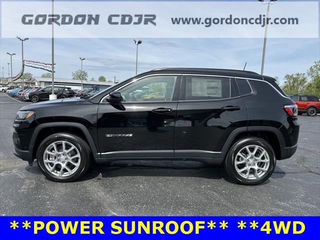 2024 Jeep Compass Latitude Lux FWD