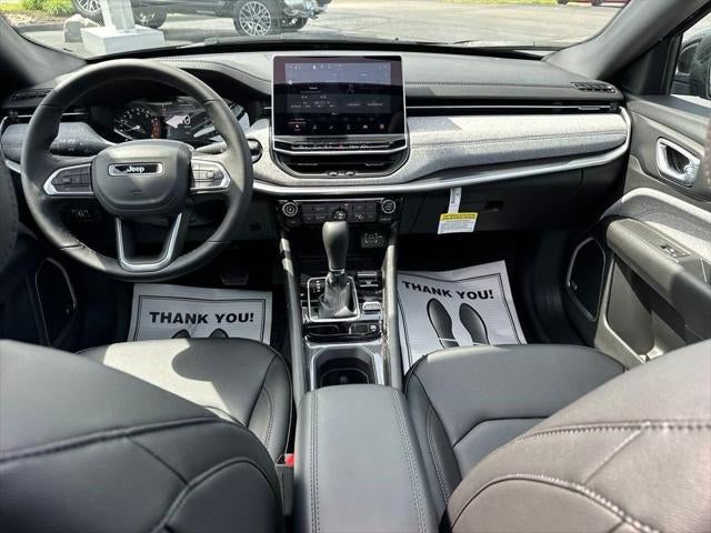 2024 Jeep Compass Latitude Lux FWD