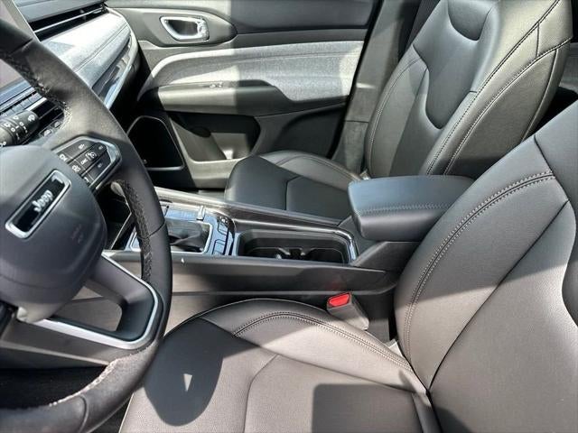 2024 Jeep Compass Latitude Lux FWD