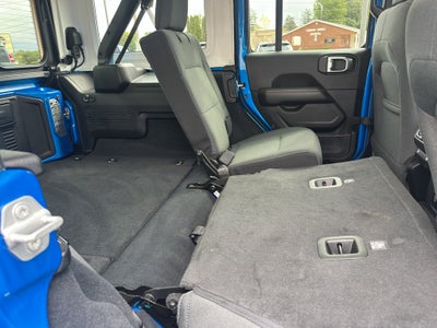 2024 Jeep Wrangler 4-Door Sahara 4x4