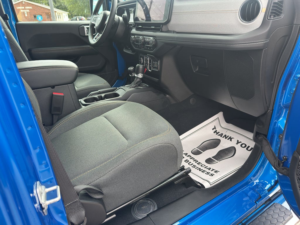 2024 Jeep Wrangler 4-Door Sahara 4x4