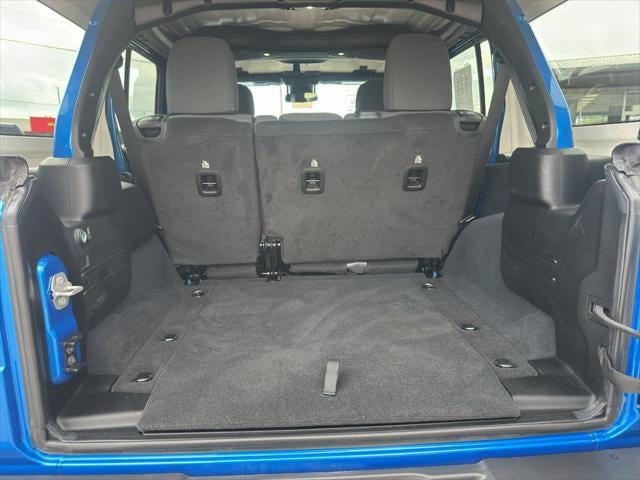 2024 Jeep Wrangler 4-Door Sahara 4x4