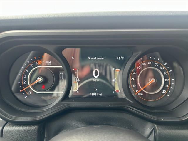 2024 Jeep Wrangler 4-Door Sahara 4x4