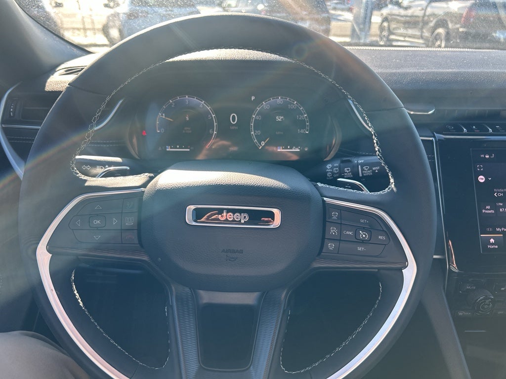 2025 Jeep Grand Cherokee GRAND CHEROKEE LAREDO X 4X4