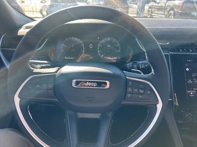 2025 Jeep Grand Cherokee GRAND CHEROKEE LAREDO X 4X4