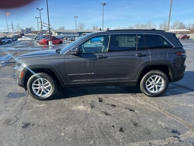2025 Jeep Grand Cherokee GRAND CHEROKEE LAREDO X 4X4