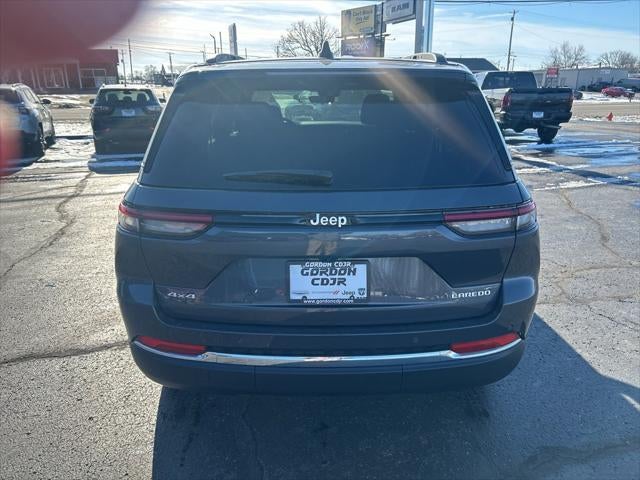 2025 Jeep Grand Cherokee GRAND CHEROKEE LAREDO X 4X4