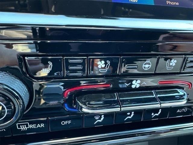 2024 Jeep Grand Cherokee GRAND CHEROKEE L LIMITED 4X4