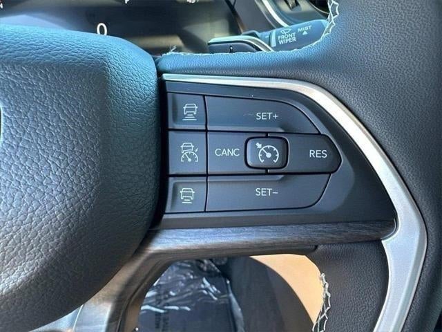 2024 Jeep Grand Cherokee GRAND CHEROKEE L LIMITED 4X4