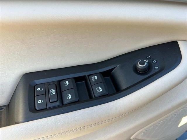 2024 Jeep Grand Cherokee GRAND CHEROKEE L LIMITED 4X4