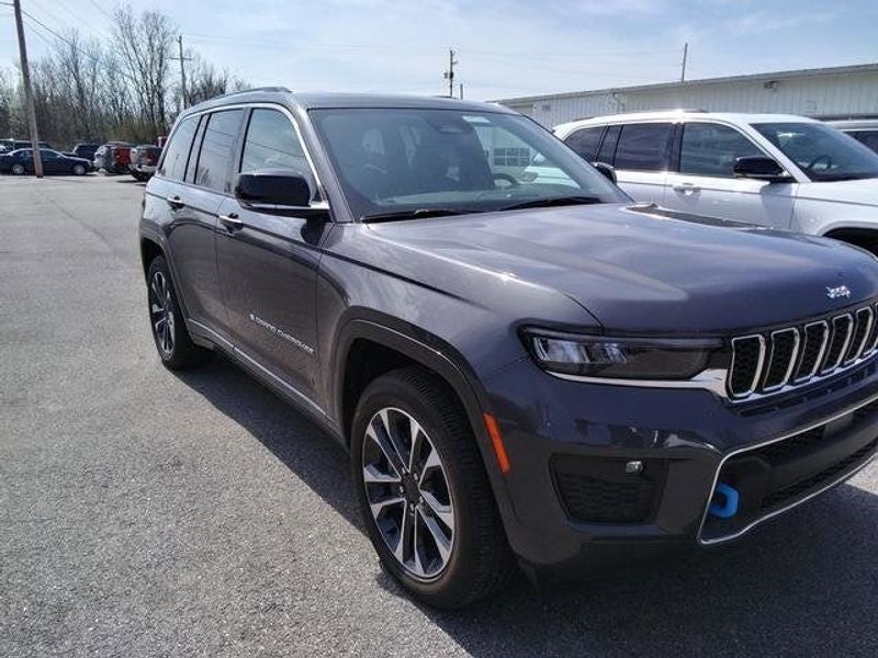 2022 Jeep Grand Cherokee 4xe Overland