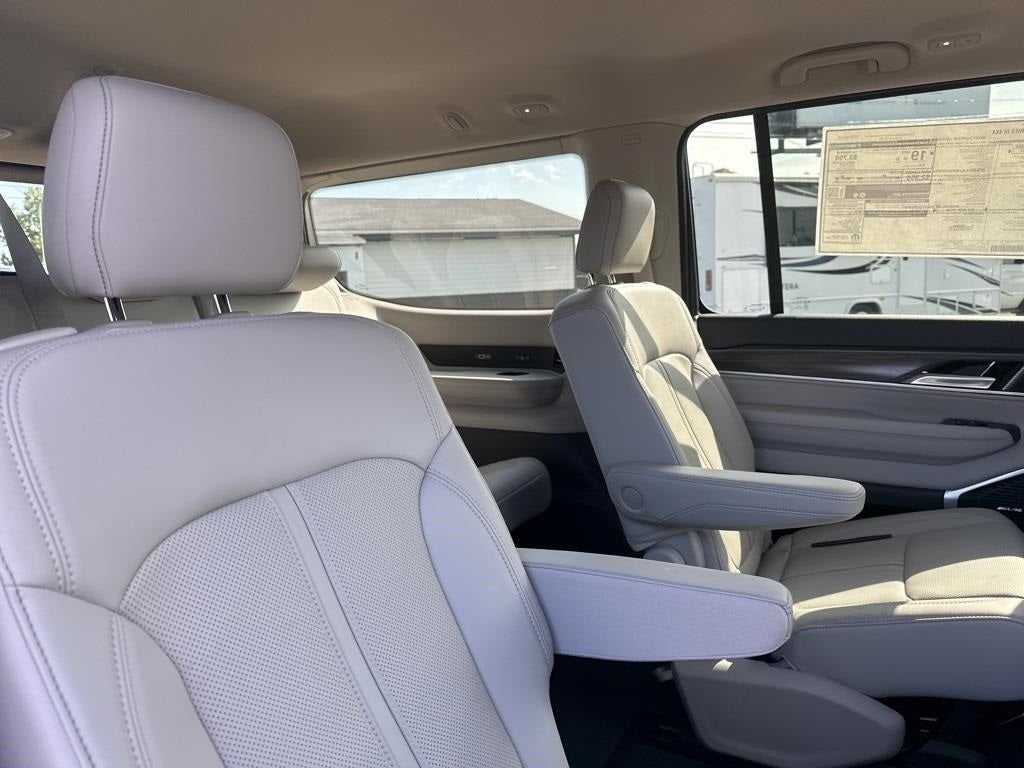 2023 Jeep Wagoneer Series III