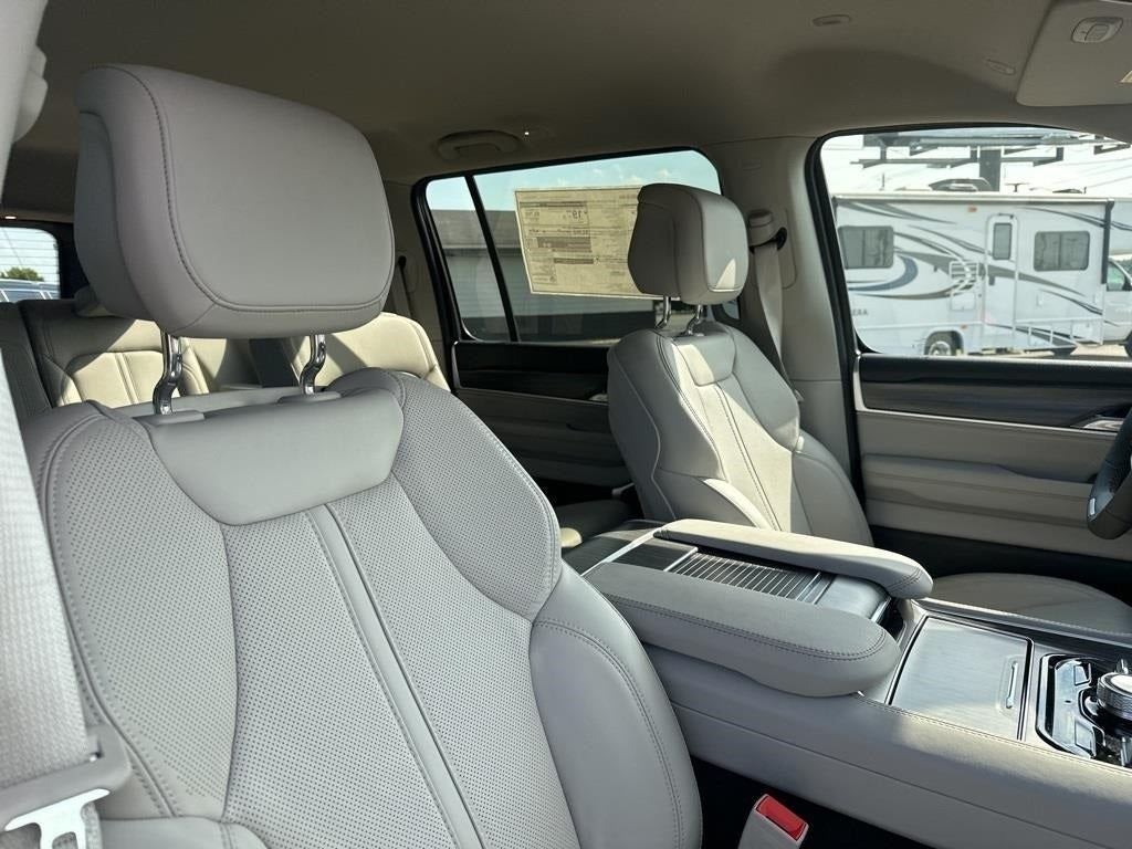 2023 Jeep Wagoneer Series III