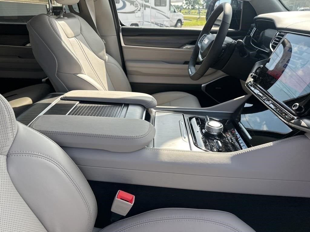 2023 Jeep Wagoneer Series III