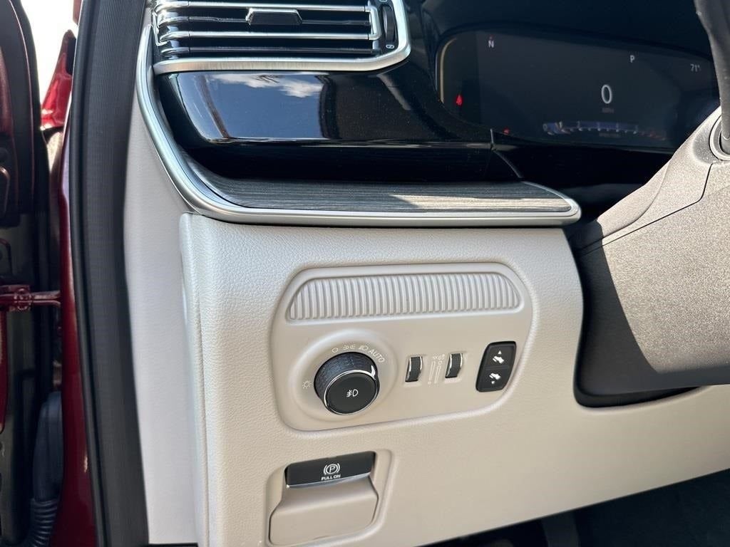 2023 Jeep Wagoneer Series III