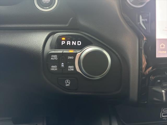 2025 RAM 1500 Big Horn Crew Cab 4x4 6'4' Box