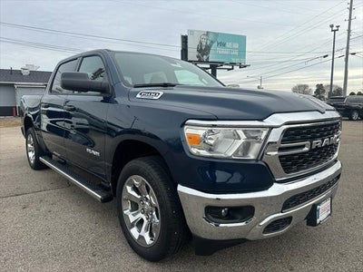 2022 RAM 1500 Big Horn Crew Cab 4x4 5'7' Box