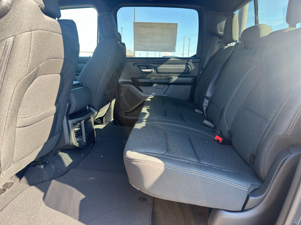 2026 RAM Ram 1500 RAM 1500 TRADESMAN CREW CAB 4X4 5'7' BOX