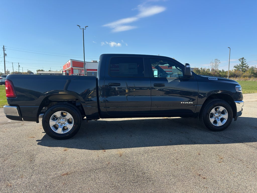 2026 RAM Ram 1500 RAM 1500 TRADESMAN CREW CAB 4X4 5'7' BOX