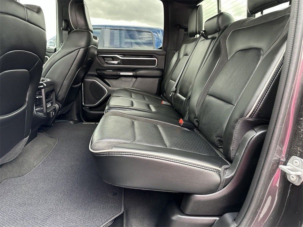 2022 RAM 1500 Laramie Crew Cab 4x4 6'4' Box