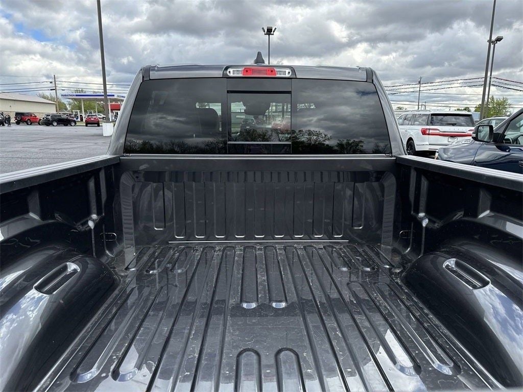 2022 RAM 1500 Laramie Crew Cab 4x4 6'4' Box