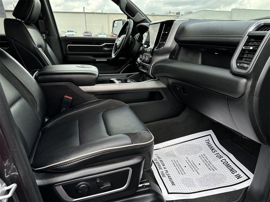 2022 RAM 1500 Laramie Crew Cab 4x4 6'4' Box