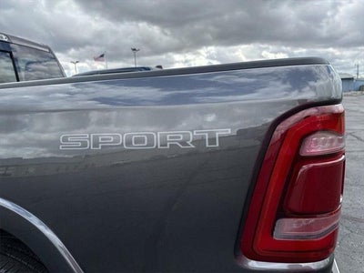 2022 RAM 1500 Laramie Crew Cab 4x4 6'4' Box