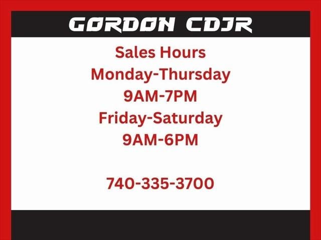 2022 RAM 1500 Laramie Crew Cab 4x4 6'4' Box