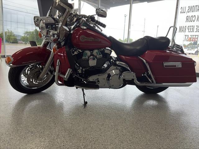 2005 Harley-Davidson Police & Firefighter Special Shrine Base