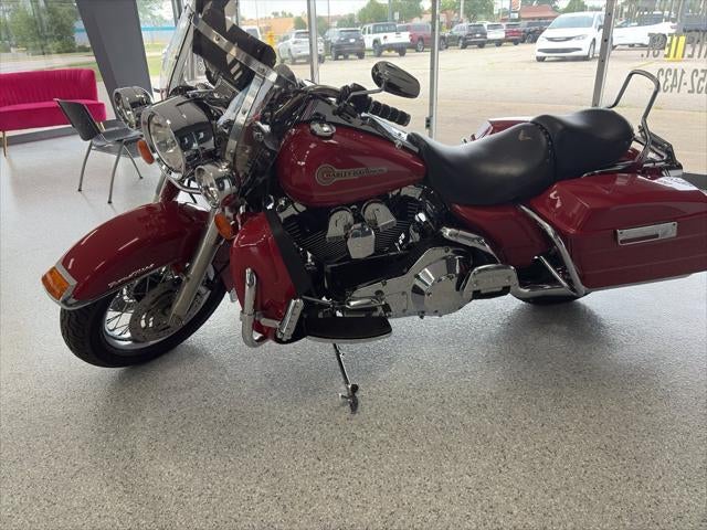 2005 Harley-Davidson Police & Firefighter Special Shrine Base